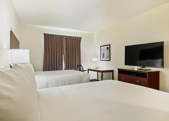 Cobblestone Hotel & Suites - Alpine